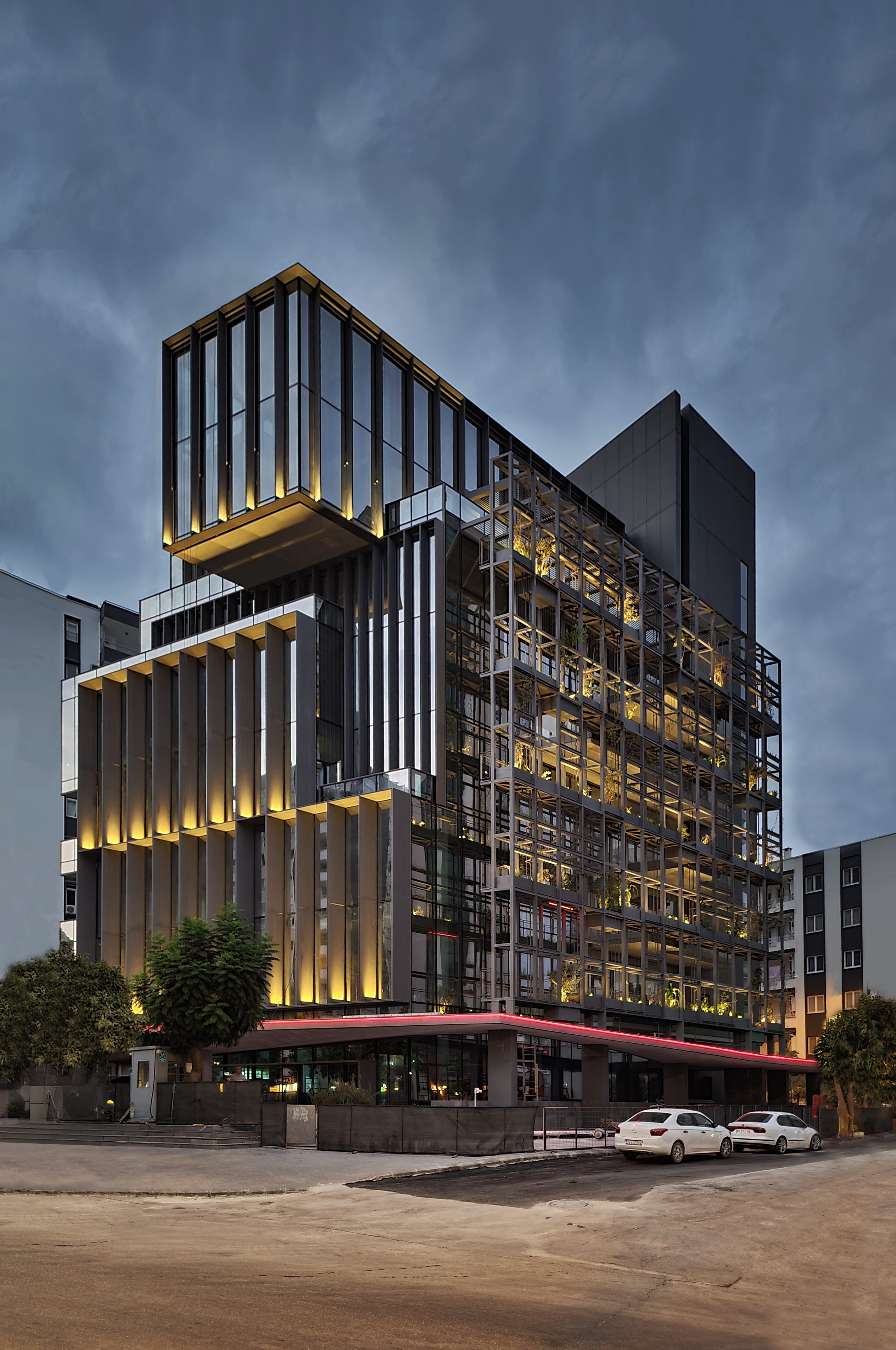 EAA – EMRE AROLAT ARCHITECTURE | Göktekin S1 Business Center is nearing completion!